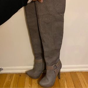 Jessica Simpson over the knee heeled boots.